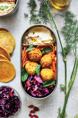 Logotrade Logogeschenke das Foto: Black+Blum Stainless Steel Double Bento Box